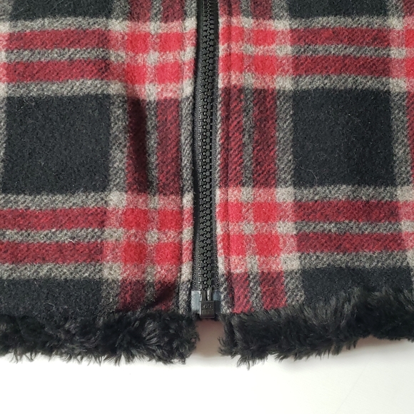 Vintage Woolrich Plaid Vest Buffalo Check Wool Blnd Faux Fur Gorp Outdoor Camp - Picture 9 of 12